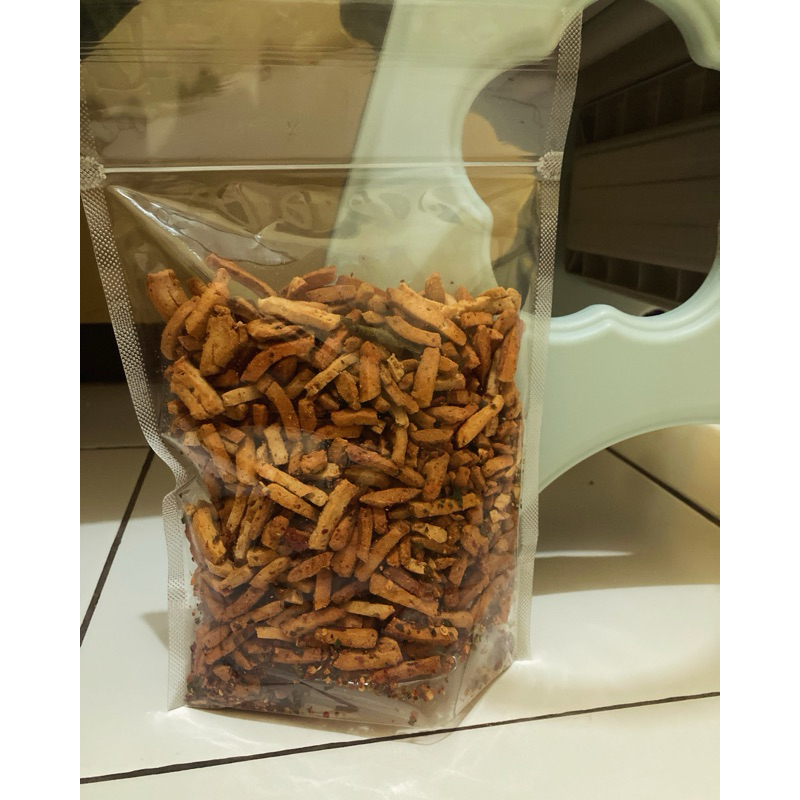 

basreng pedas banget daun jeruk 1kg