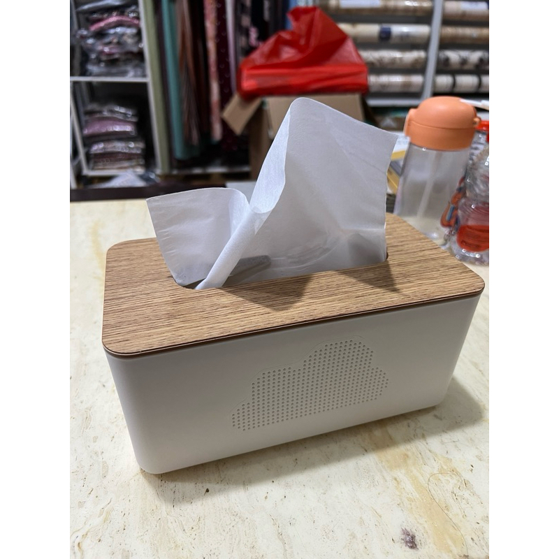 Tempat tisu estetik motif kayu