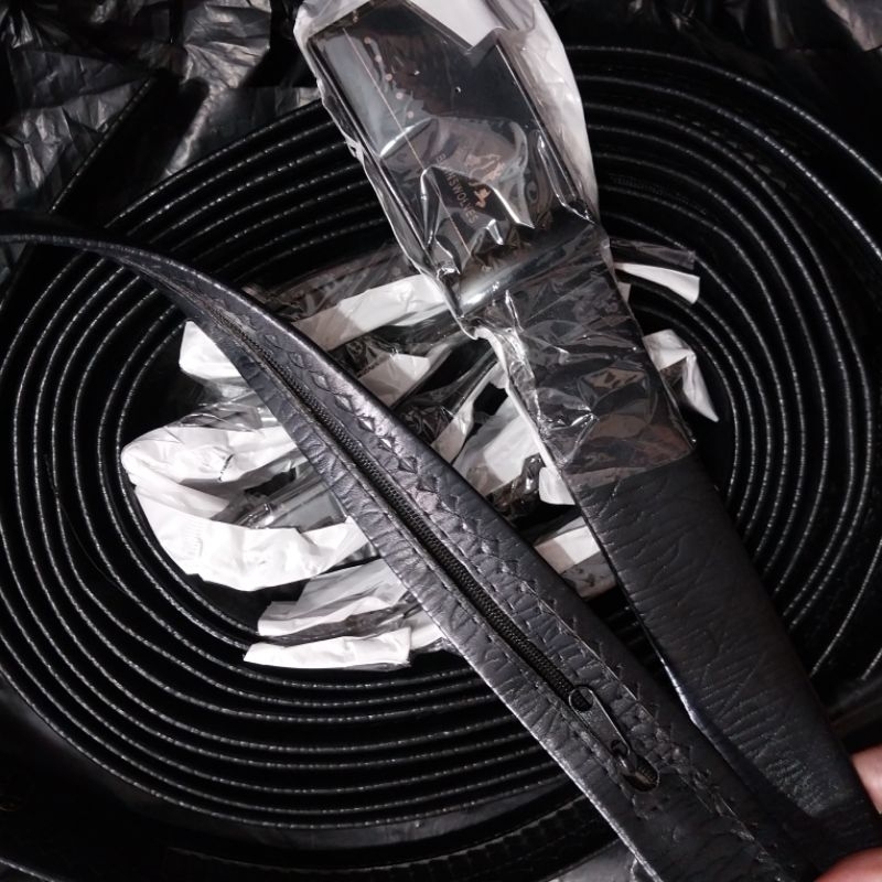 IKAT PINGGANG PRIA KANTONG SLETING