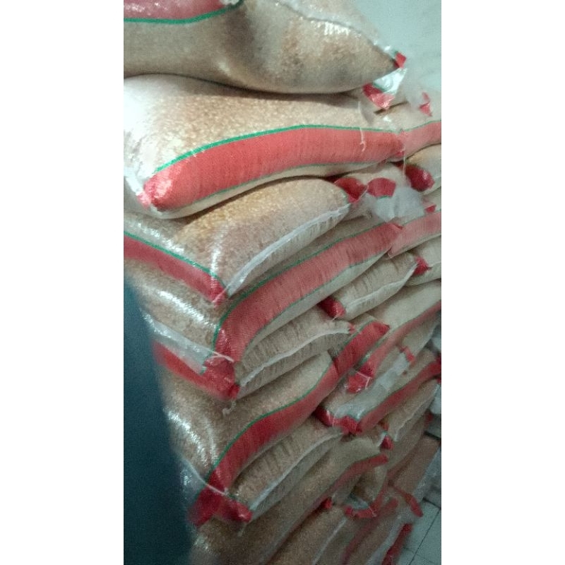 Jagung kristal merpati 25kg/sak