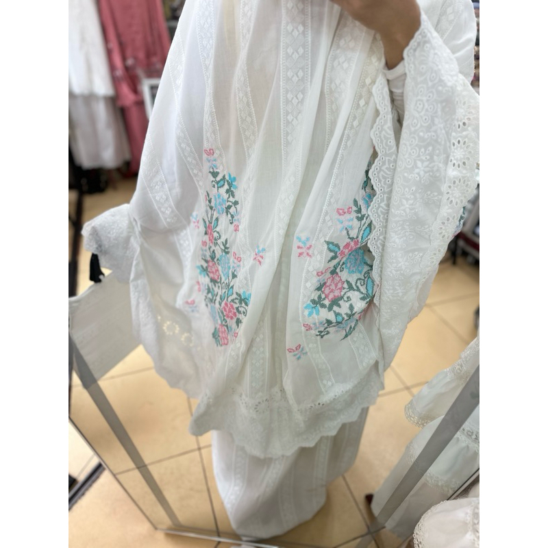 Mukena Dewasa Katun Paris Bordir Strimin Bukittinggi