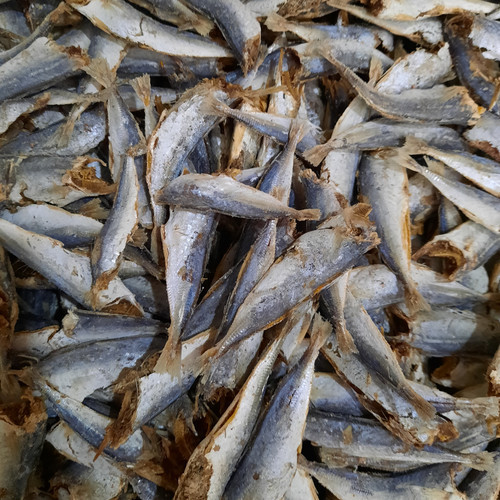 

Ikan Asin / Maco Rebus 1kg Asli bukittinggi