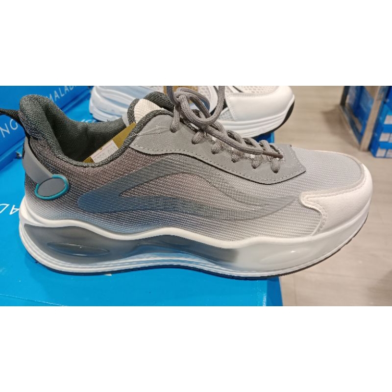 sepatu sport pria dewasa