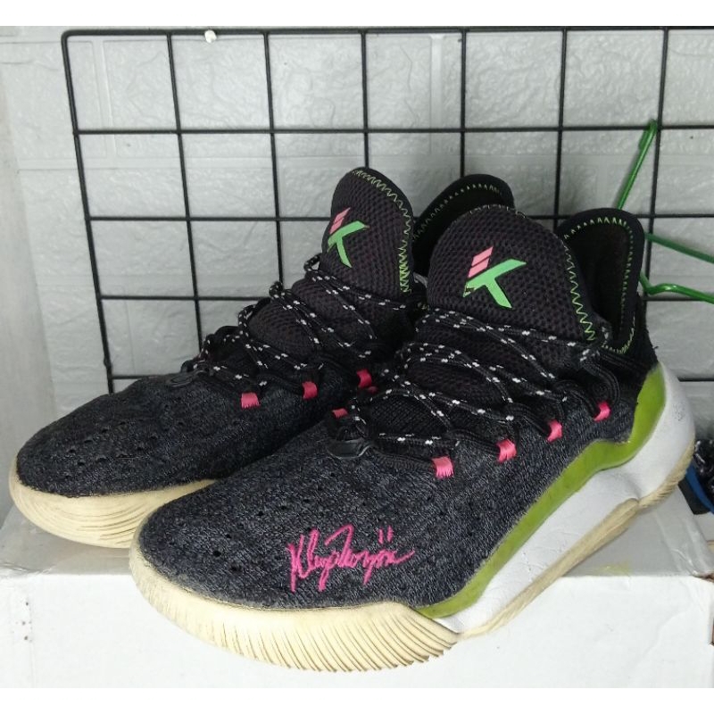 sepatu basket anta KT5 low