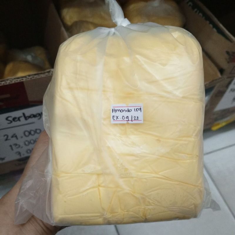 

AMANDA MARGARINE 1KG/MENTEGA AMANDA/AMANDA KUNING MARGARIN 1KG