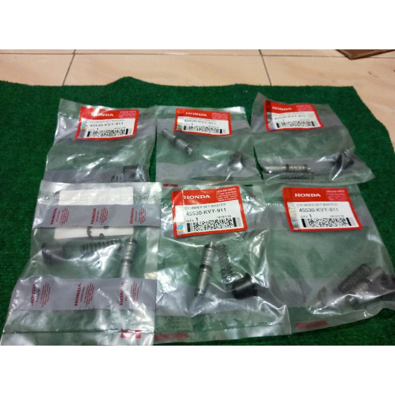 seal master rem depan motor Honda Beat Vario Scoopy original