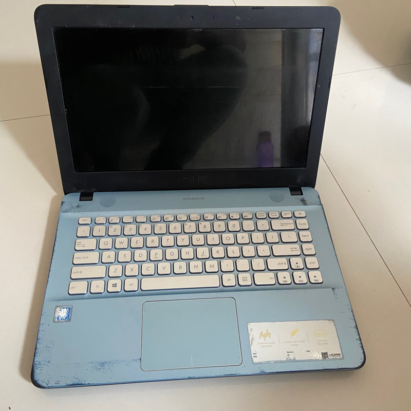 casing laptop asus x441m