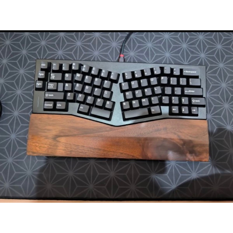 Palm rest keyboard custom Alice Layout