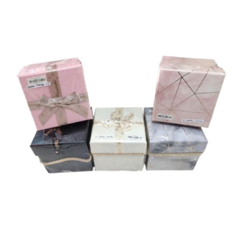 

Box Gift Square Marbel 2. Kecil