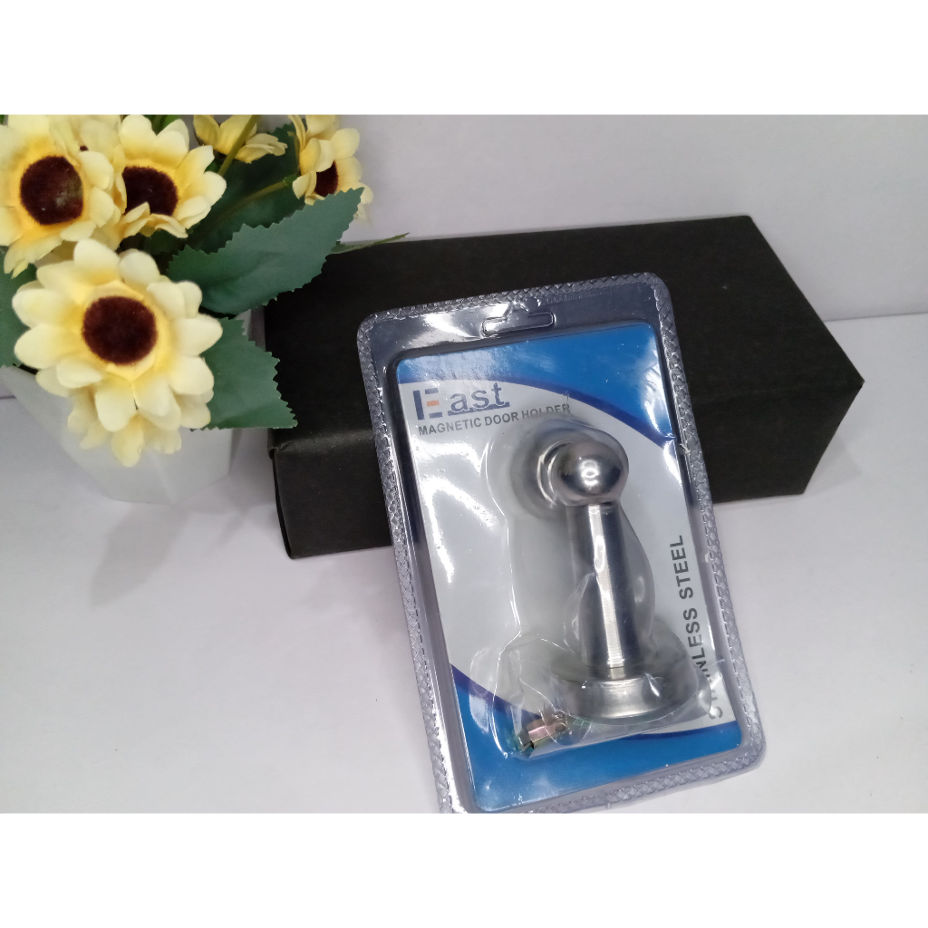EAST Magnetic Door Holder