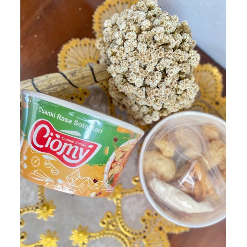 

Ciomy Cuanki Instant Cup Reguler - Soto Kari Spicy
