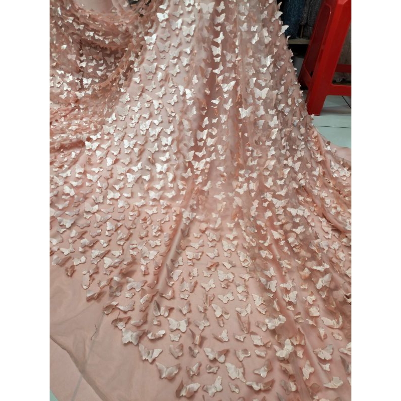 BAHAN KAIN TILE MOTIF 3D KUPU KUPU BUNGA TIMBUL