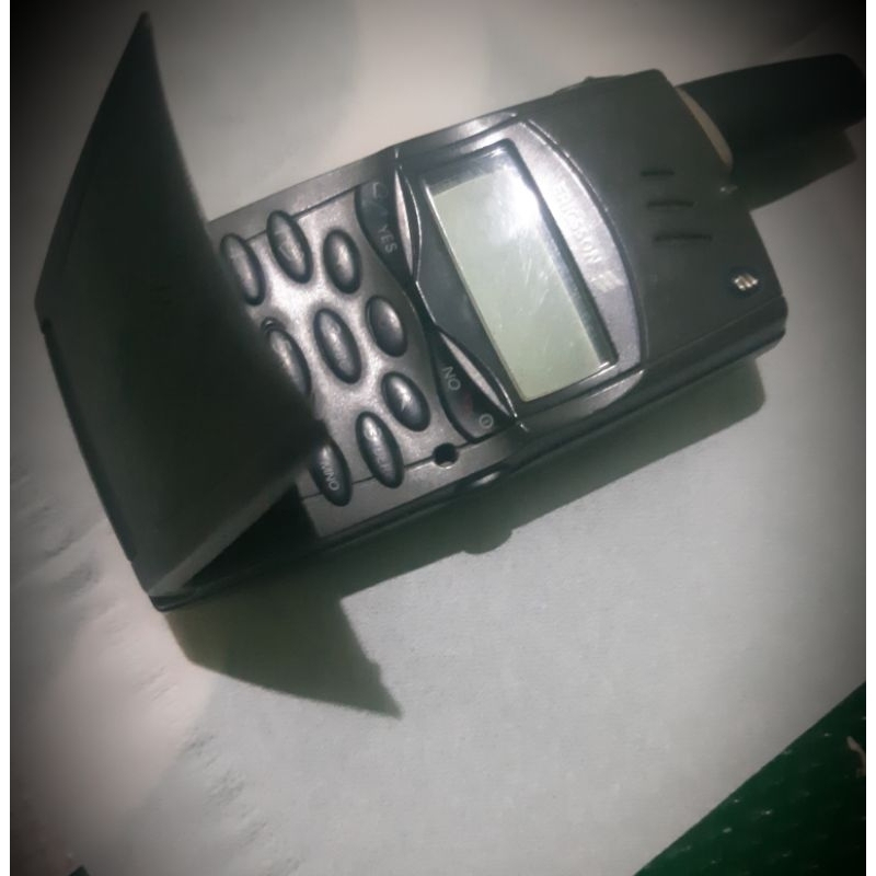 sony ericsson T28s nya harus ganti batre