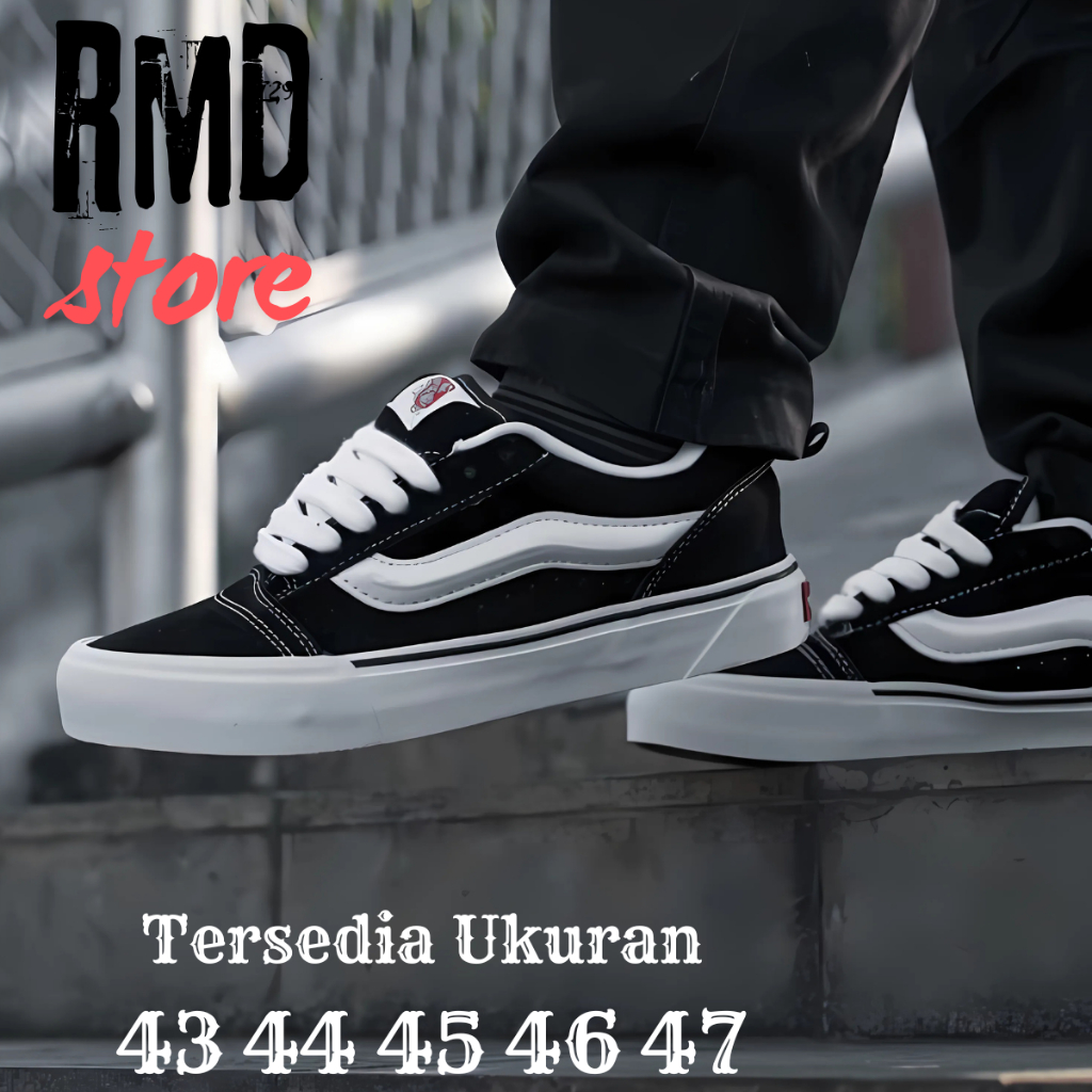 Sepatu Sneakers Kasual Big Size Sepatu Sekolah Kuliah Ukuran 44 45 46 47 Unisex Warna Hitam