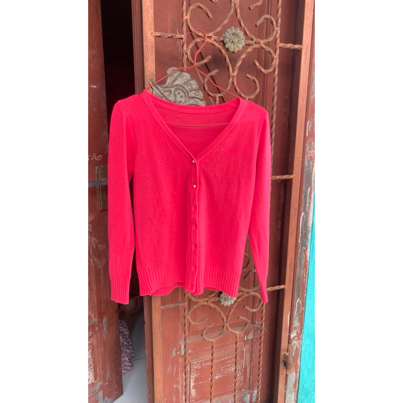 cardigan rajut fuschia
