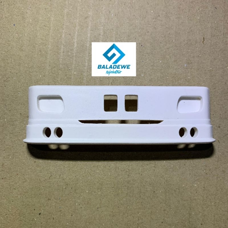 Skala Truk Plastik BEMPER Canter Jambi Untuk Pasangan Face Canter STD