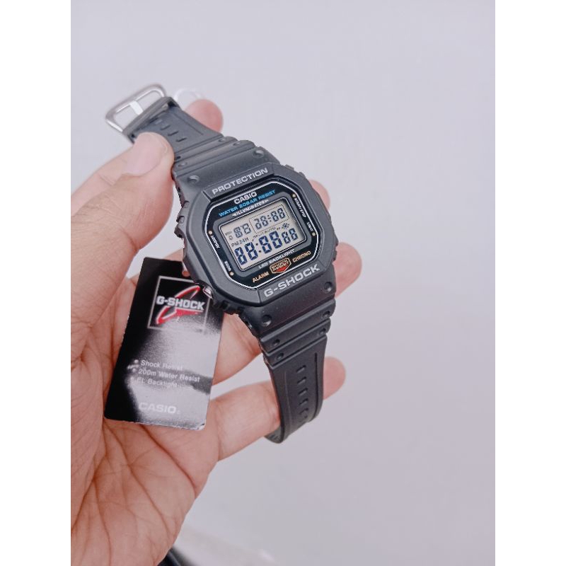 Gshock dw5600ue second