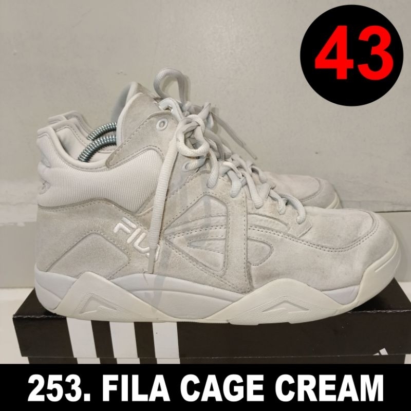 Sepatu basket Fila Cage cream