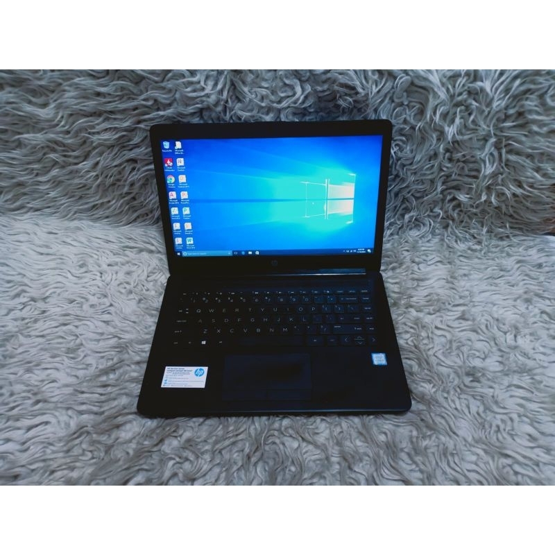 Laptop HP 14-CK0016TU Ram 4gb HDD 1000gb core i3 gen7 Siap pakai mirah meriah