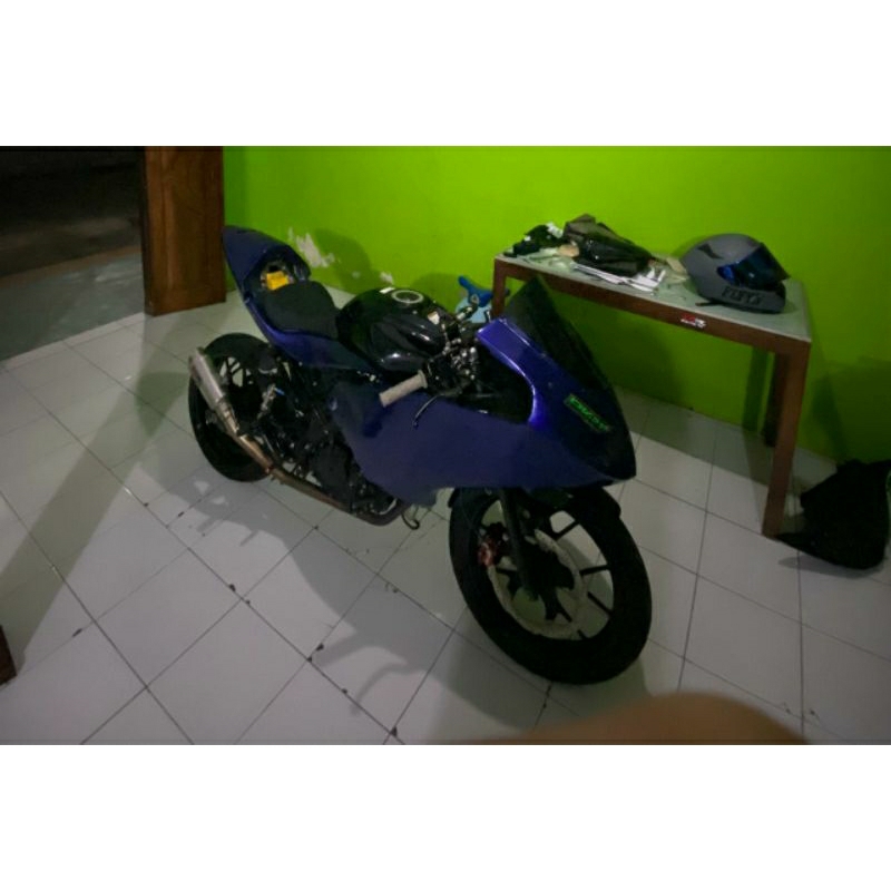 Body balap Gsx R 150