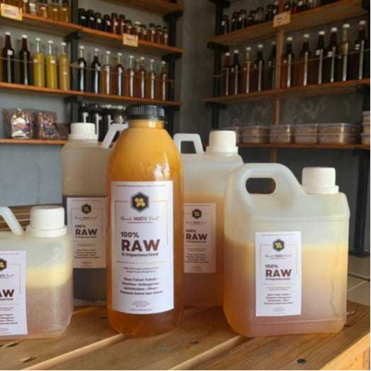 

Maknyuss1 Madu Multiflora Curah 6Kg Asli Pengganti Gula [Budidaya] Raw Tanpa Proses Olah Rumah Madu