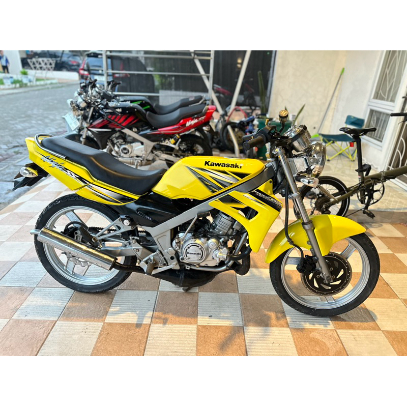 kawasaki Ninja r 2001 kuning sesuai surat