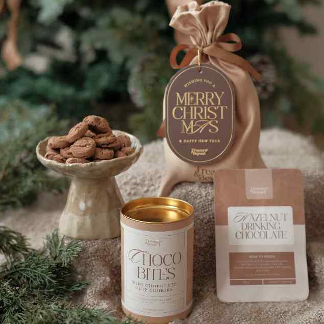 

(READY STOCK) HOLLY JOLLY Christmas / Holiday Gift Hampers
