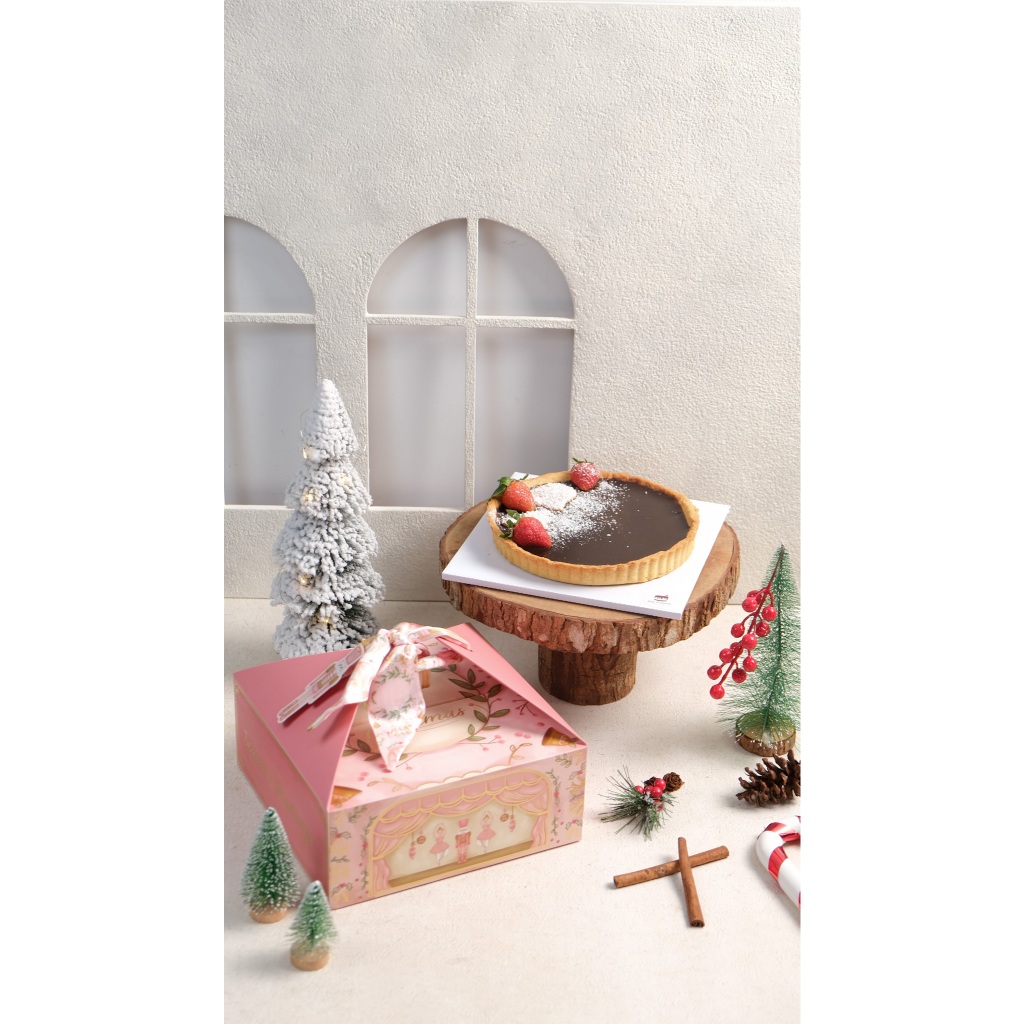 

Hampers Christmas Chocolate Ganache Tart