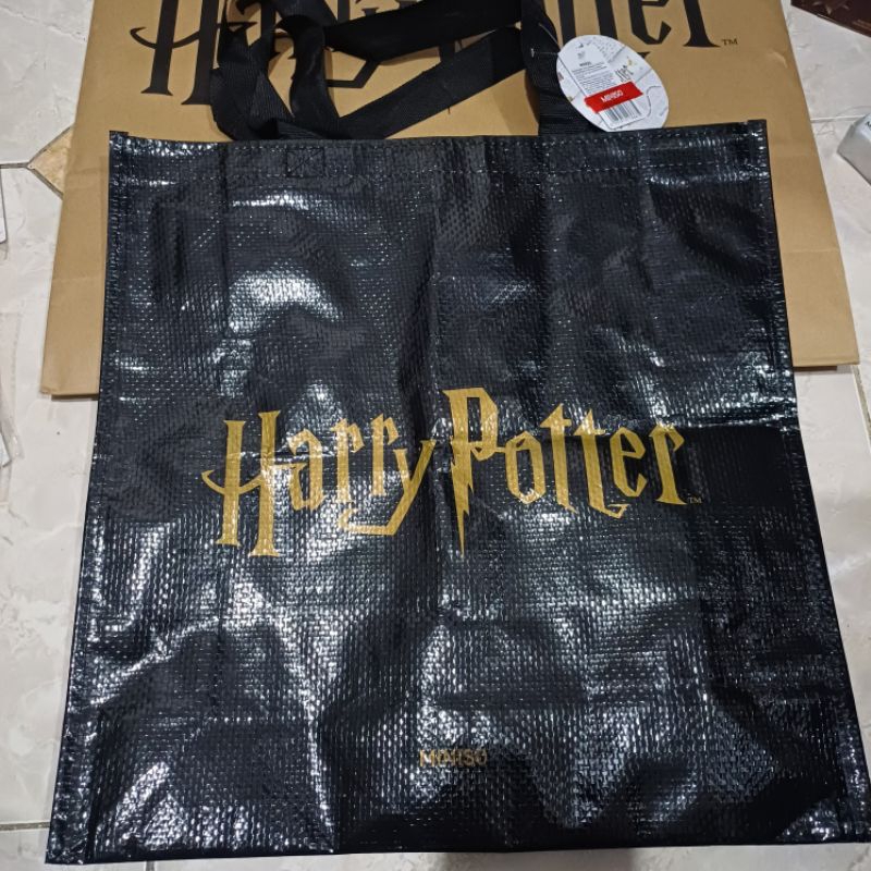 

papper bag, shopping bag harry potter x miniso