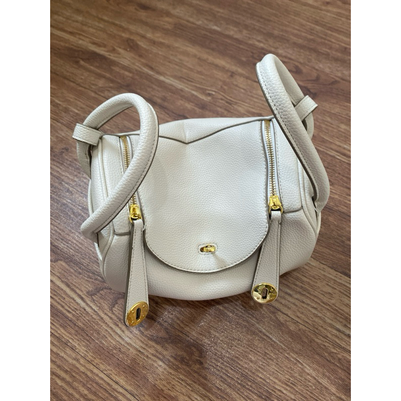 tas preloved lindoy size 26 seri TF07 ziper blm H masih mulus