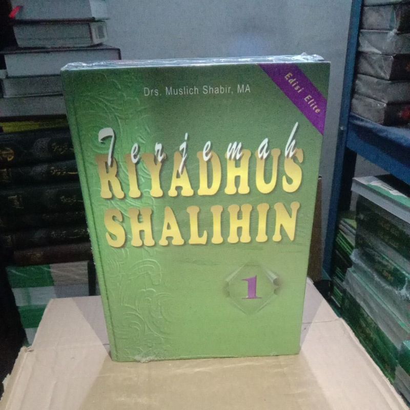 Terjemah Riyadhus Shalihin 1Set[Jilid 1 dan 2]{Toha Putra}