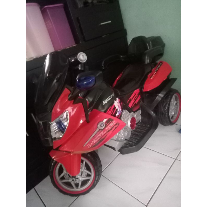 MOTOR AKI SAMURAI REMOTE CONTROL (preloved)