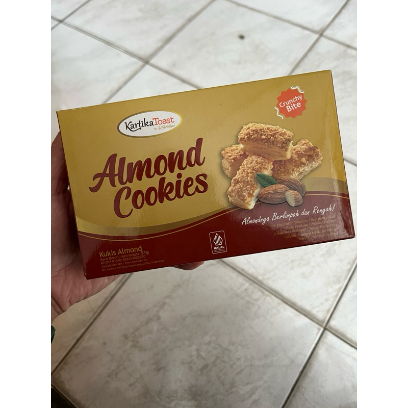 

kartika toast almond cookies 51g