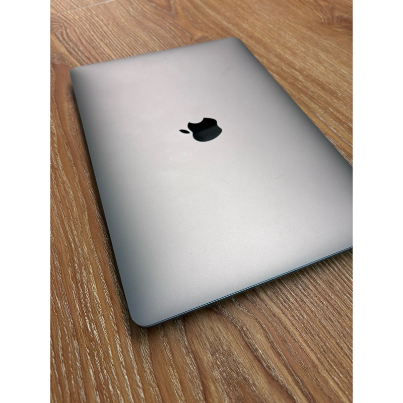Macbook M1 2020 512GB Bekas