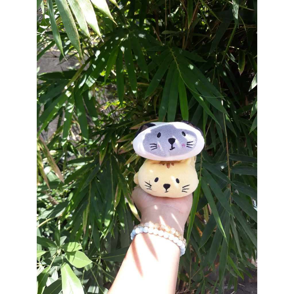 Paket Boneka Kucing Kecil Rebahan Bahan ala miniso Menggemaskan, Brand Made china minus coret di bra