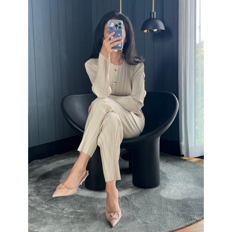 AMAN Pleats Can  Can Plisket  Outer Plisket  Atasan Plisket  Pleats Top  Atasan  Can A3