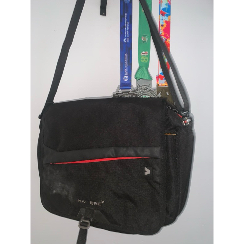 Tas Laptop Pria (Selempang)