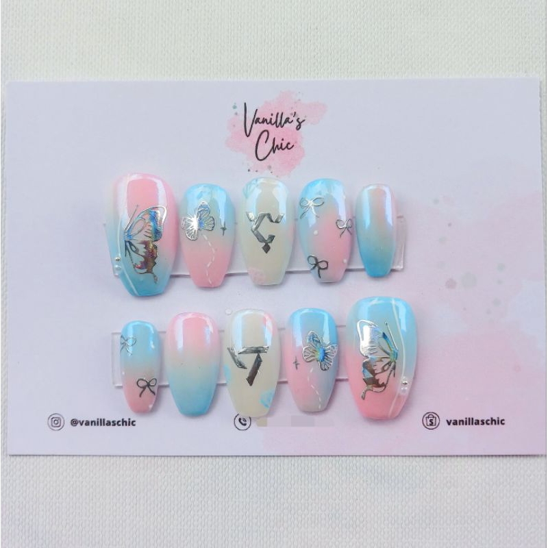 Press On Nails Seventeen (2) Fake Nails