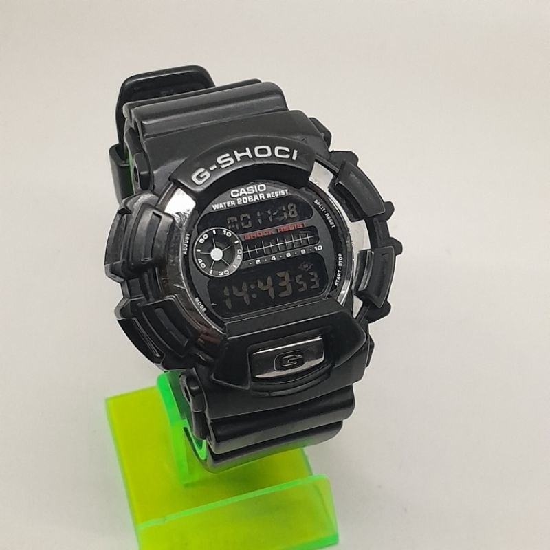 Jam tangan Casio G Shock DW 9500