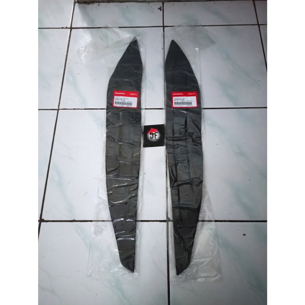 Karpet mat floor injekan kaki honda pcx 150 cbu Original 64325K35V00 64326K35V00