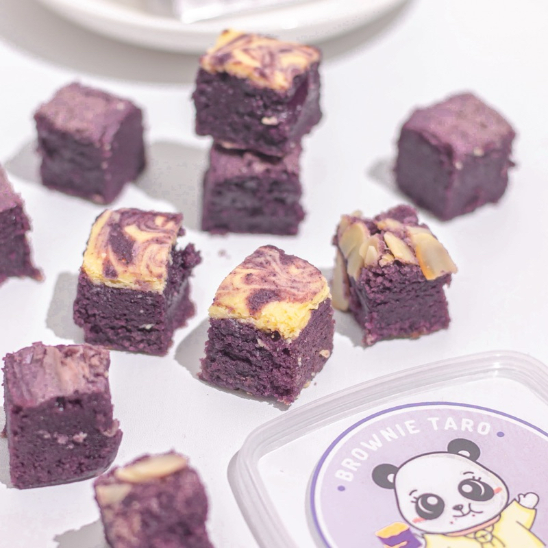 

BROWNIE UBE / BROWNIES TARO / BROWNIES UBE