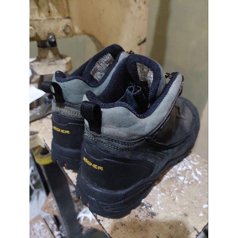 sepatu gunung goretex eider