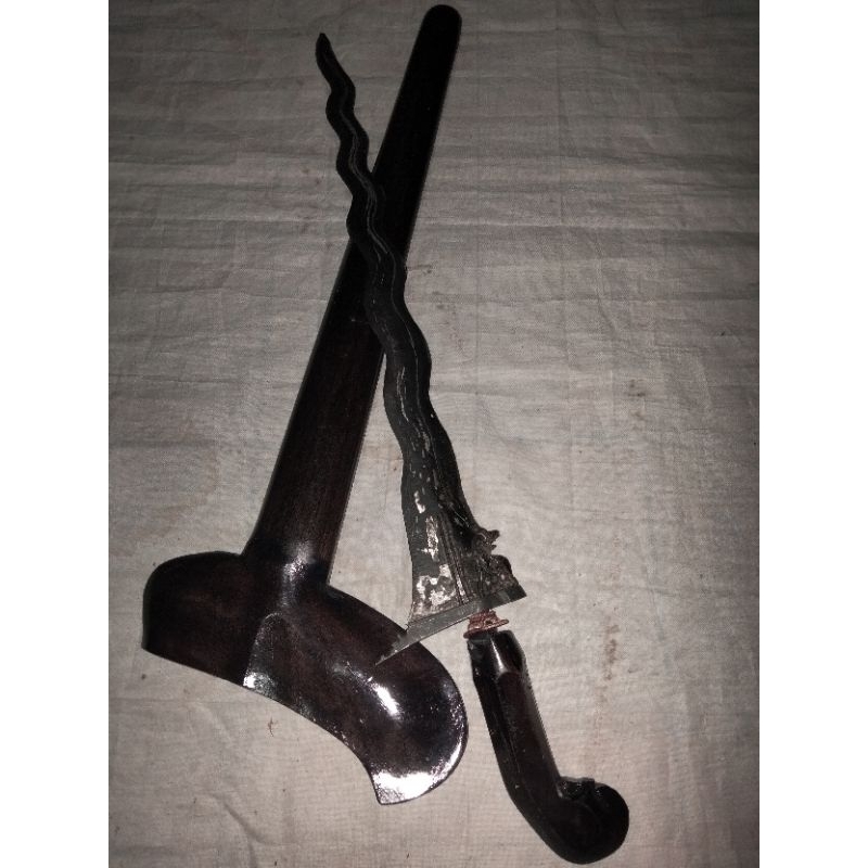 keris singo barong Luk 13 kamardikan besi aji tempa bukan besi cor