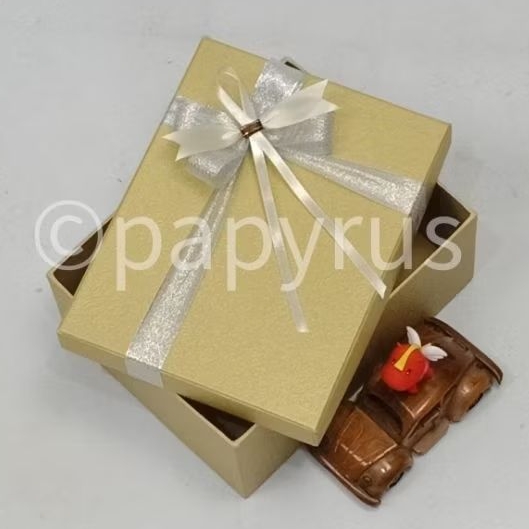 

PAPYRUS 17,5x22,5 Tinggi 10cm Kotak Kado Gift Box Hadiah V2