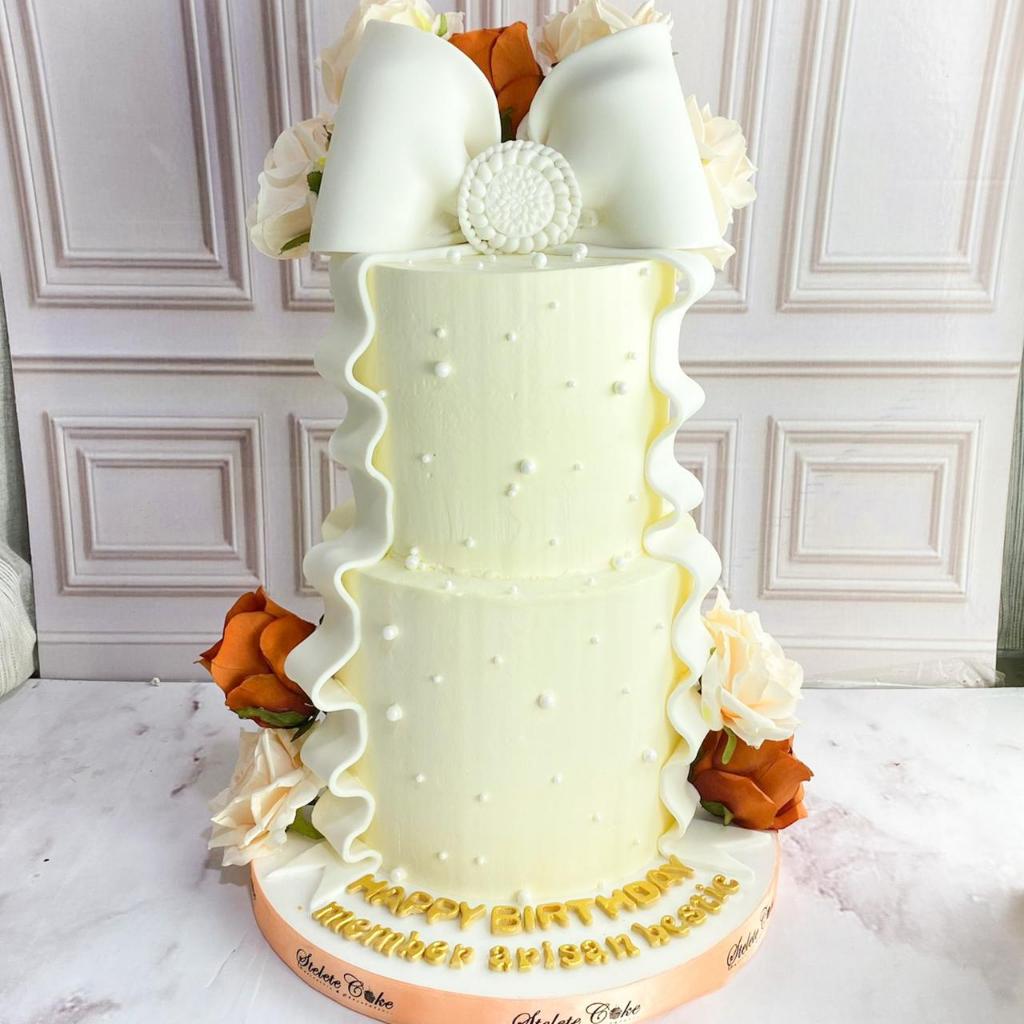 

Kue Ulang Tahun/Birthday Cake/Kue Ultah Tema Pita/Kue Birthday Jakarta/Pita Cake