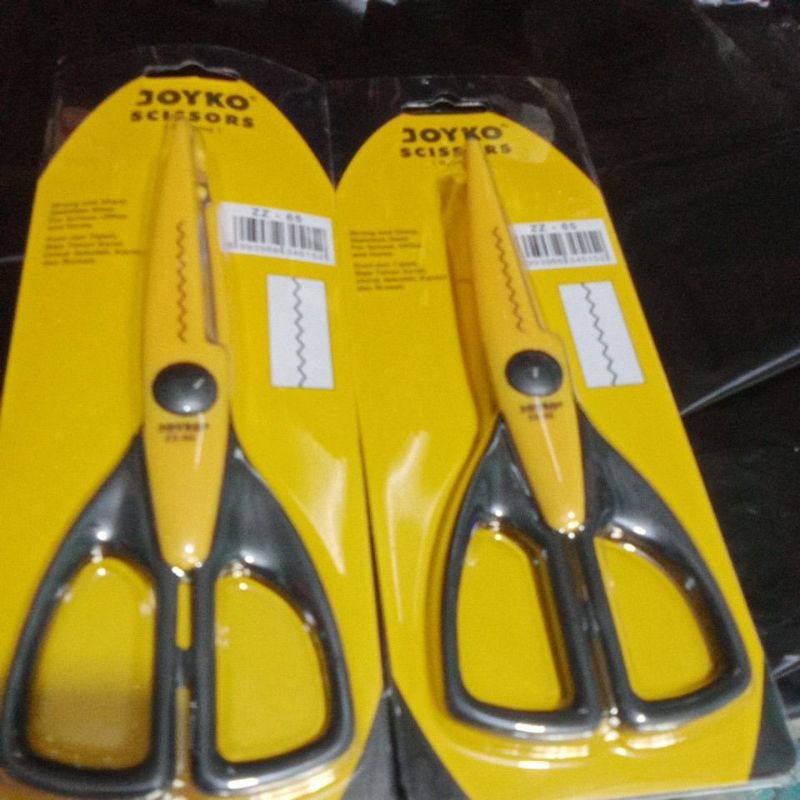 

GUNTING ZIG ZAG/GUNTING PRAKARYA/GUNTING GERIGI PANJANG 15 CM MERK JOYKO