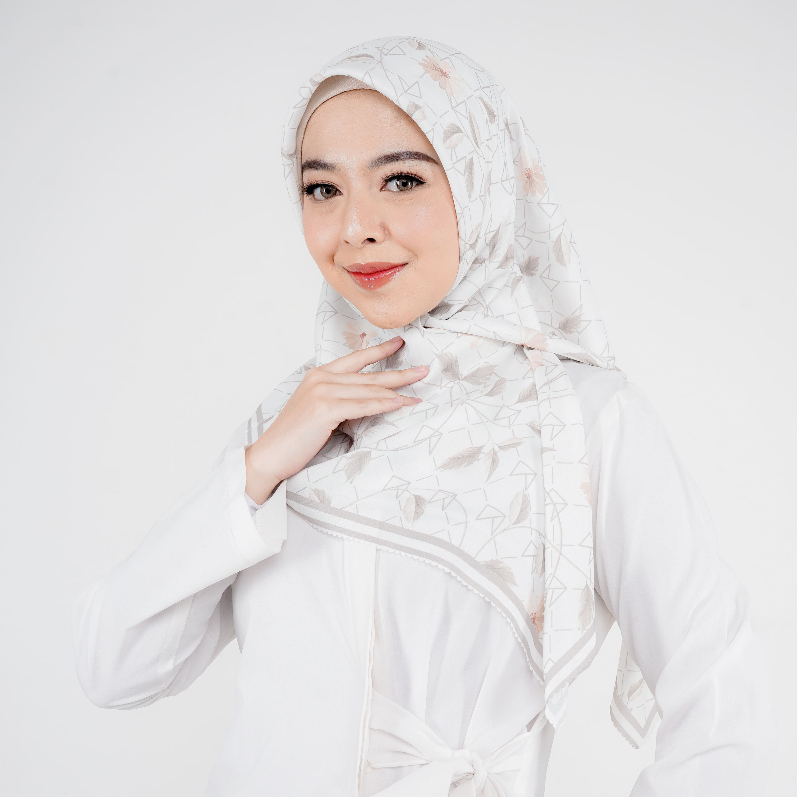KAMA Laser Cut Hijab Segi Empat Print Motif Elizha Warna Hijau