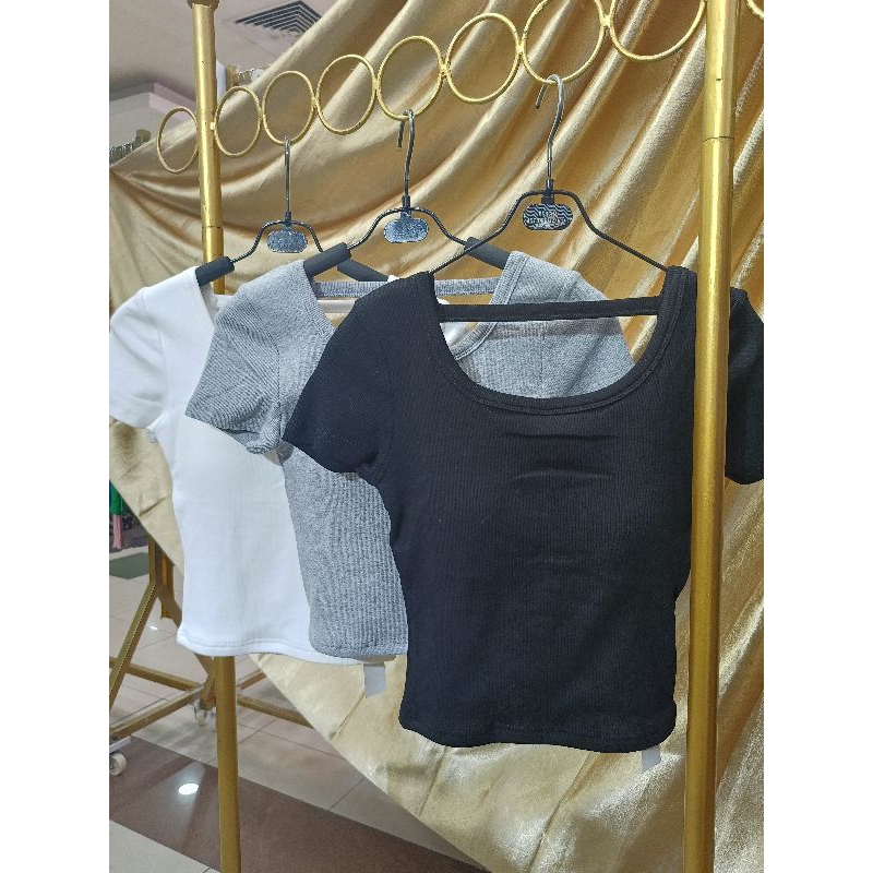 Atasan Crop cup sexy belakang