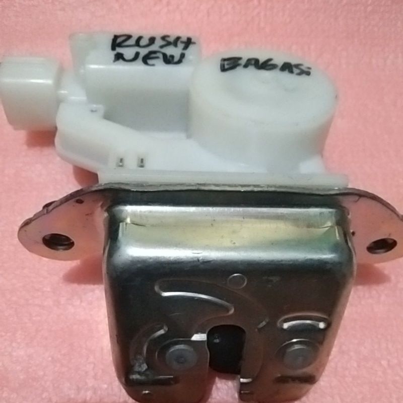 Door Lock bagasi pintu belakang Toyota all  New RUSH TERIOS