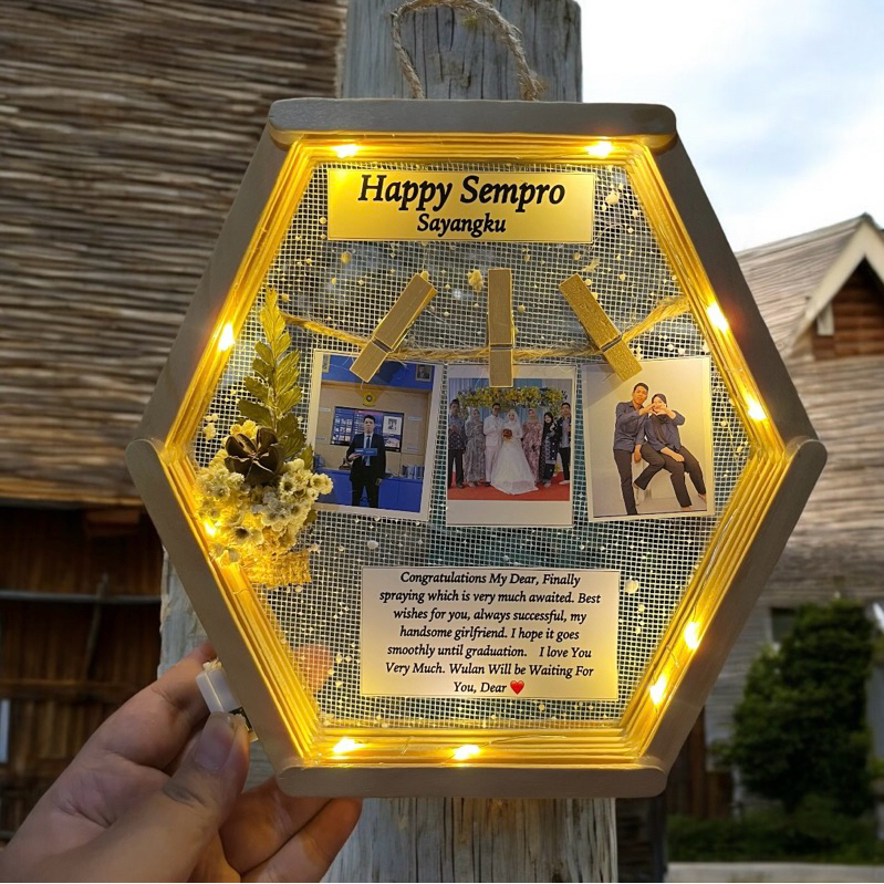 READY STOK Hexa Flower in Frame FREE GIFTBOX + PENUTUP MIKA frame hexagonal hampers+hadiah+kado Ulta